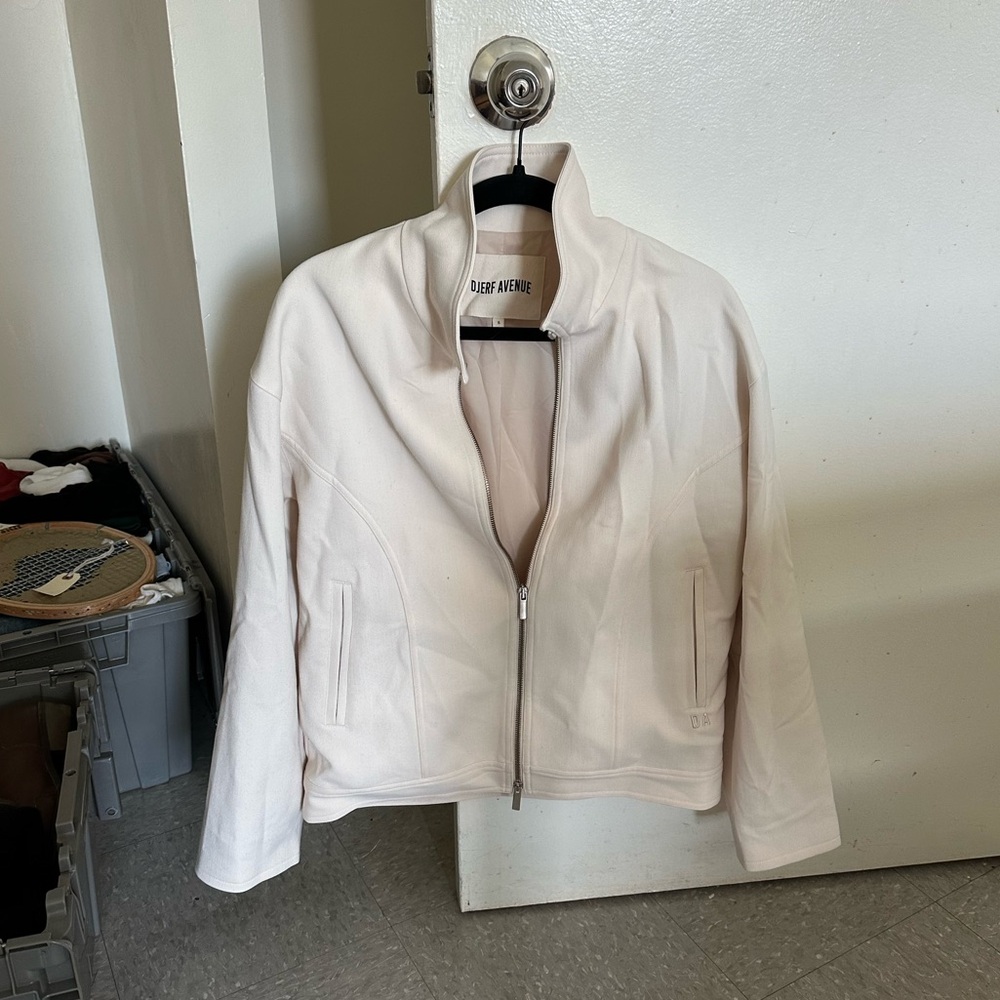 Djerf Avenue first choice jacket cream